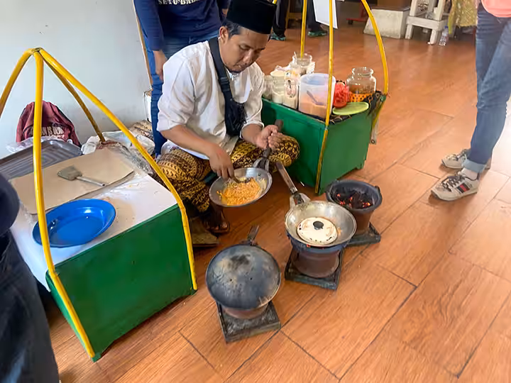 Kuliner Kampung Betawi Setu Babakan