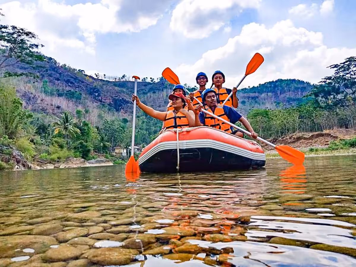 Rafting Sungai Oya