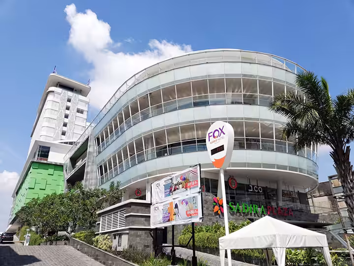 Sadira Plaza Pekanbaru