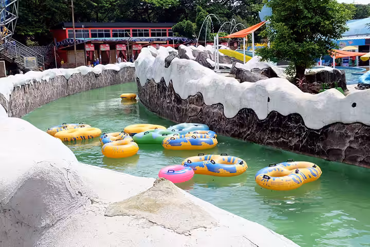 Snowbay Waterpark TMII