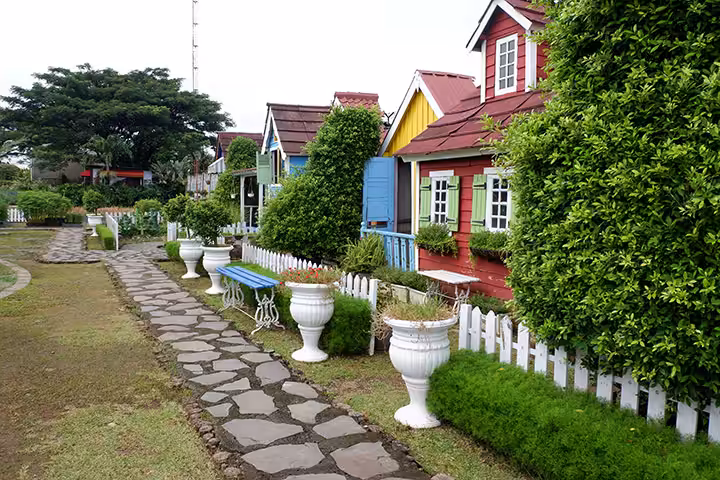Urban Farming Center