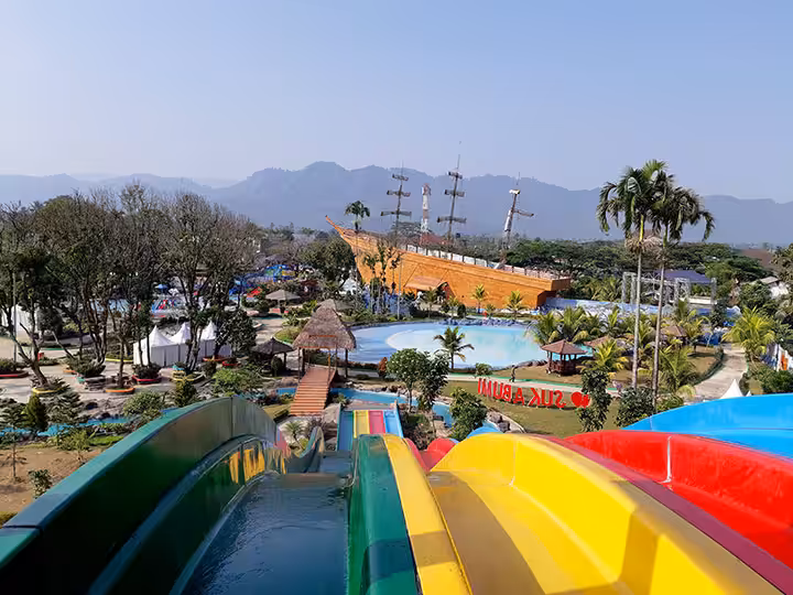 racing slide Santa Sea Waterpark