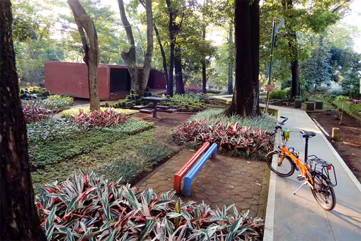 alamat taman lansia bandung