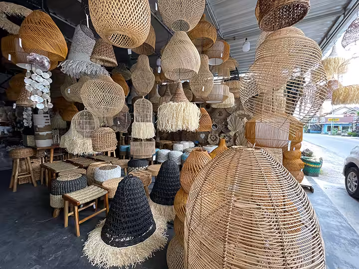 anyaman di desa wisata kasongan