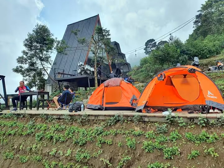 camping merbabu view