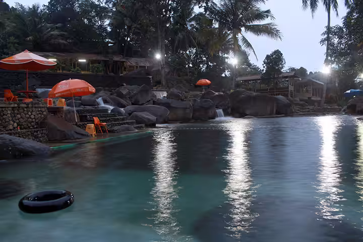 fasilitas Taman Batu Purwakarta