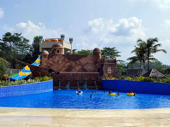 kolam ombak Jamboo Kingdom Waterpark