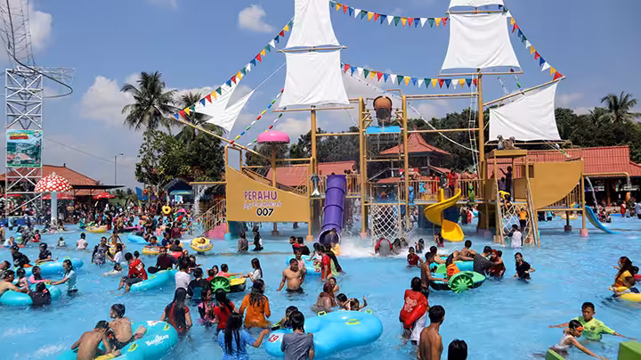 kolam splash Owabong