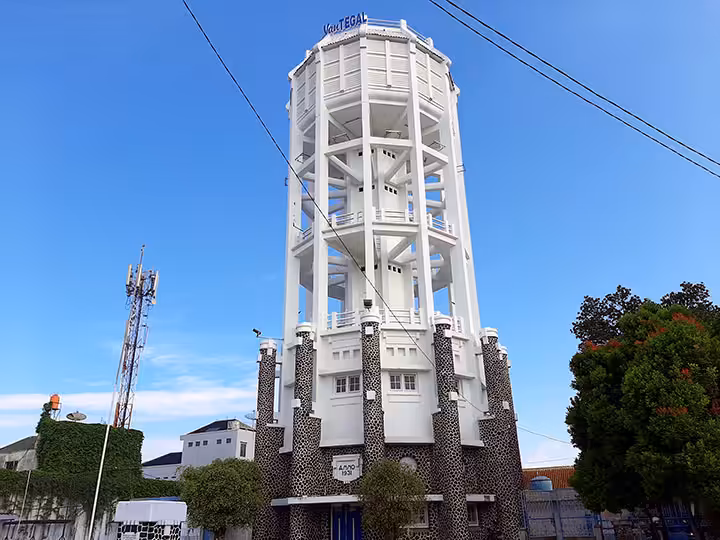 menara waterleiding di alun alun tegal sekarang