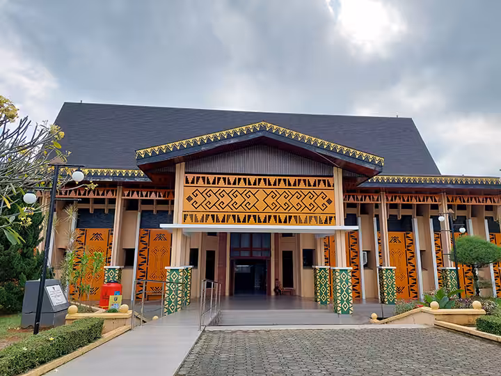 museum lampung ruwa jurai