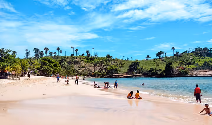 pantai coro tulungagung jawa timur