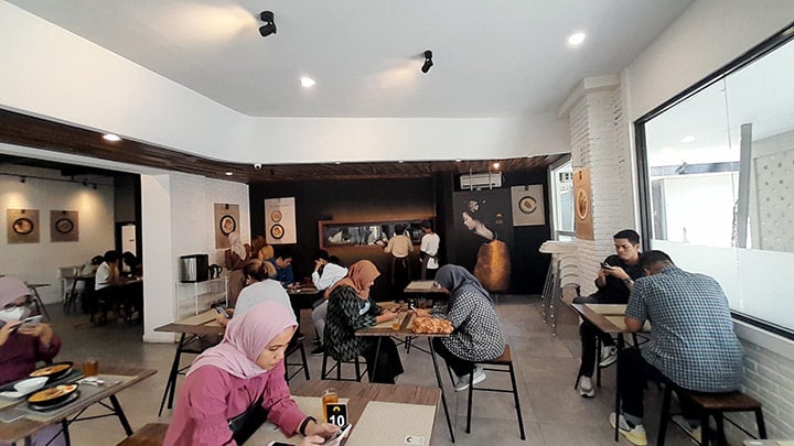 suasana Golden Geisha Jogja
