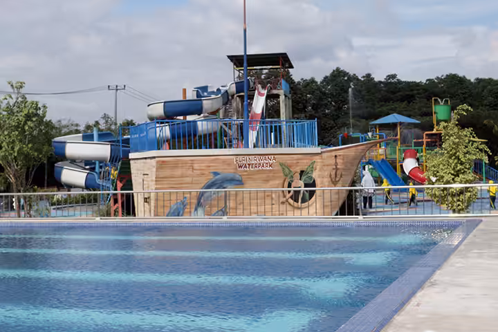 super bowl Puri Nirwana Waterpark