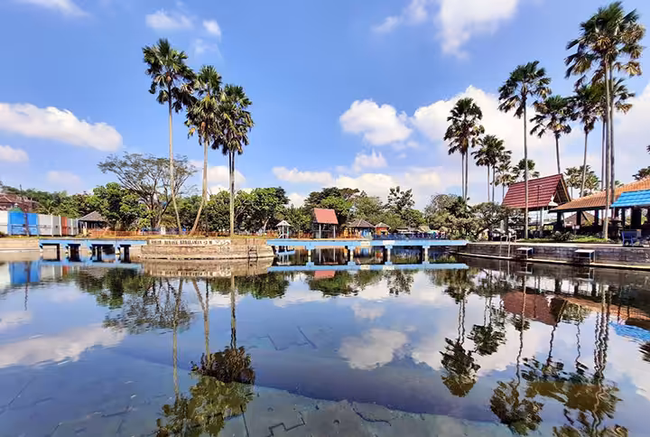 taman wisata air wendit Malang