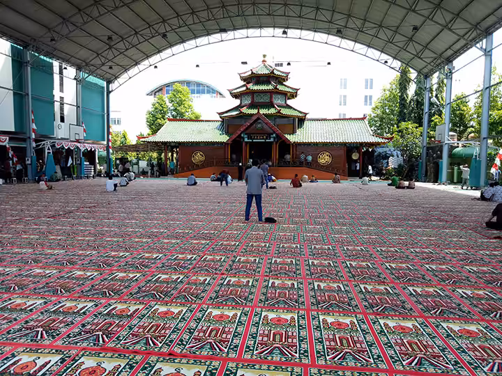 tempat sholat Masjid Muhammad Cheng Hoo
