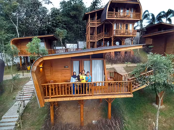 tree house Sparks Forest Adventure