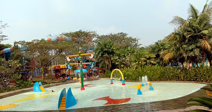 Kiddy Pool Water Kingdom Mekarsari