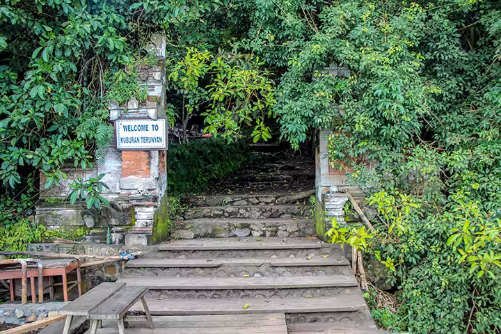 Daya Tarik Desa Trunyan