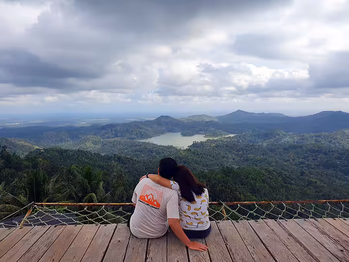Daya Tarik Wisata Bukit Wisata Pulepayung