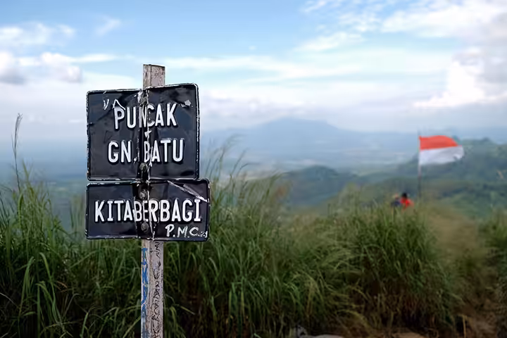 Rute Gunung Batu Jonggol