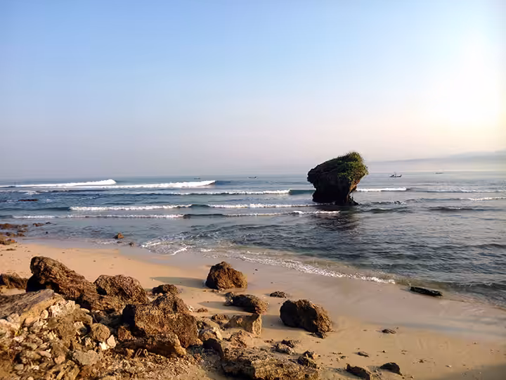 Tiket Masuk Pantai Santolo