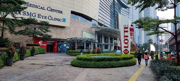 Lotte Shopping Avenue