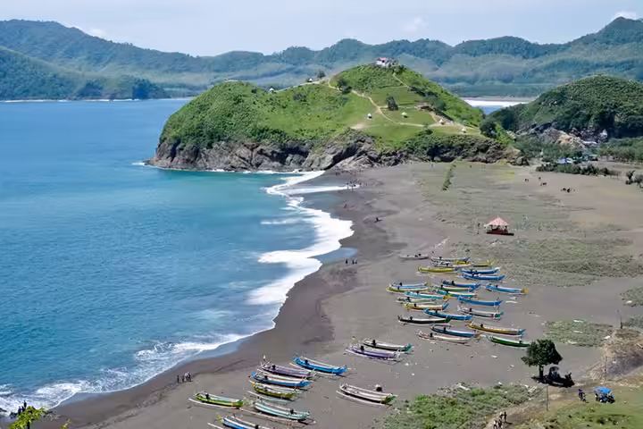 Pantai Payangan Jember