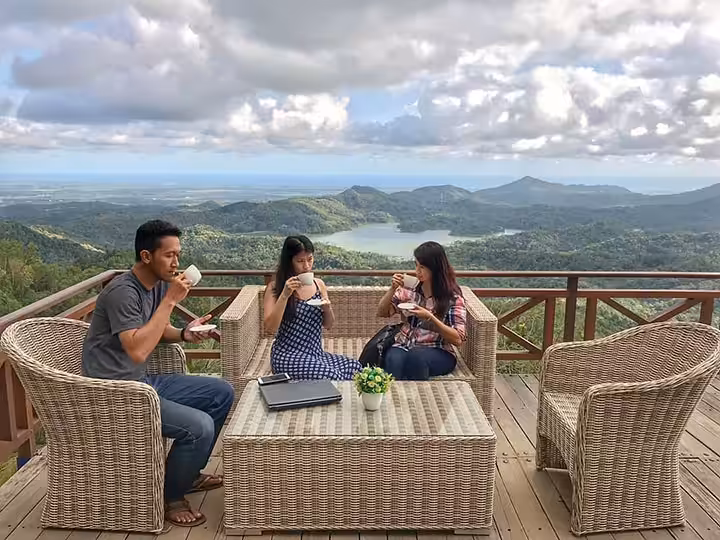 Spot Foto Angkasa di Bukit Wisata Pulepayung