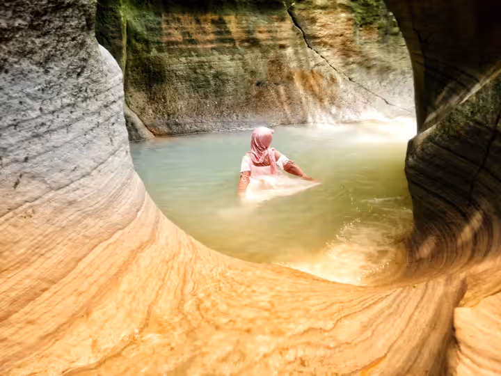 Spot Foto Curug Love