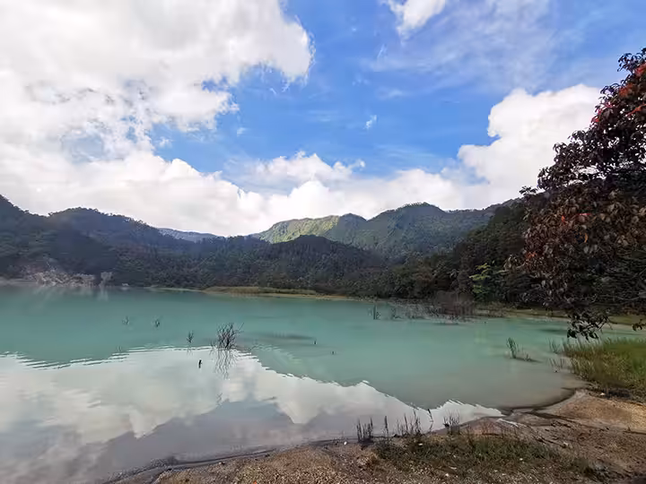 sejarah Talaga Bodas Garut