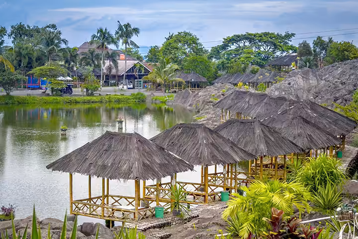 Tiket Masuk Kampung Batu Malakasari