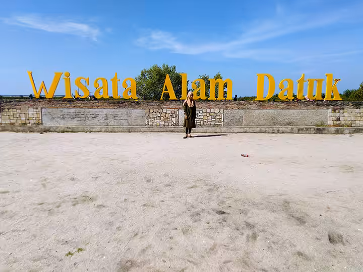 Wisata Alam Datuk Batu Bara