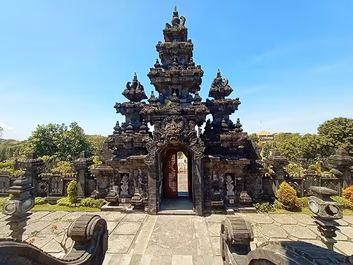 arsitektur Monumen Bajra Sandhi