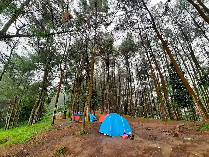 camping di Curug Ciampea