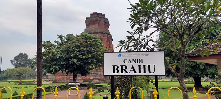 candi brahu mojokerto