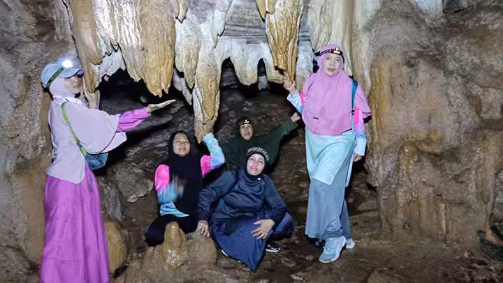 explore Goa Agung Garunggang