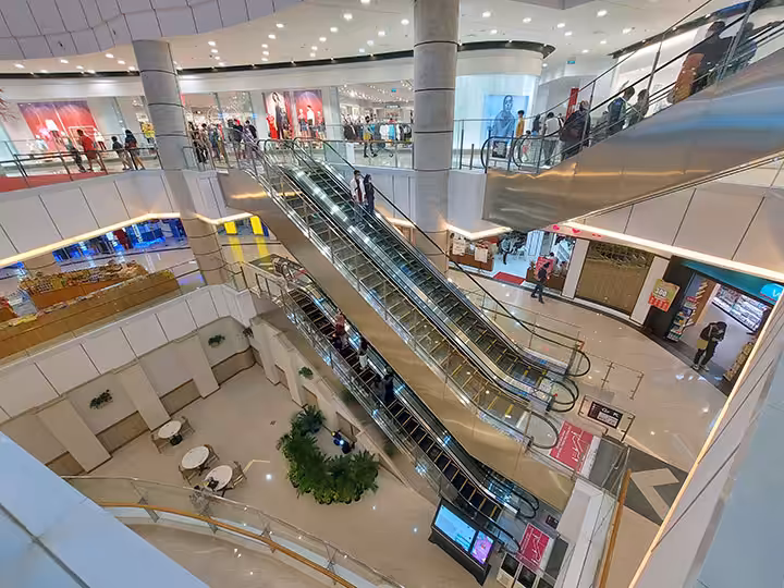 fasilitas aeon mall sentul