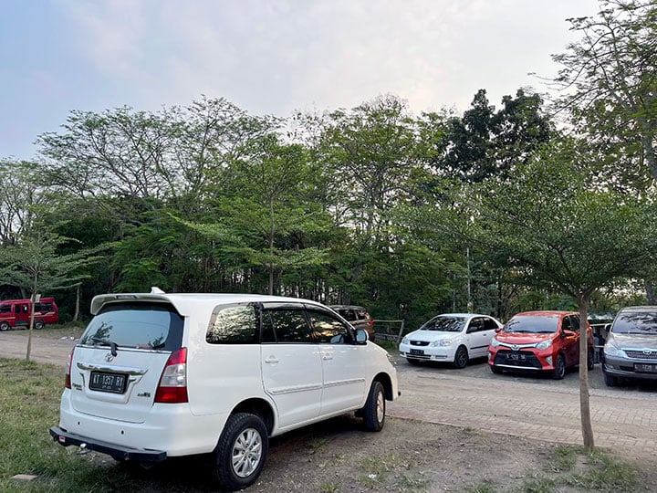 fasilitas bukit kayoe putih