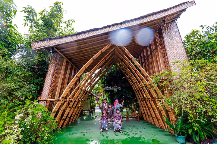 foto baju adat jawa di Omah Kecebong