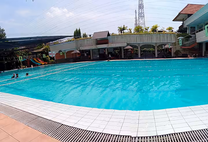 harga tiket kolam renang manyar
