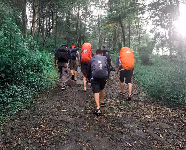 jalur pendakian Gunung Penanggungan