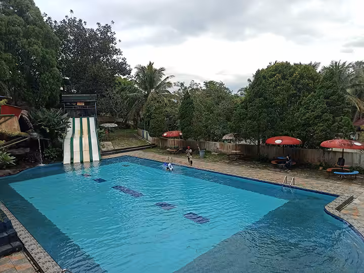 kolam dewasa dreamland waterpark ajibarang