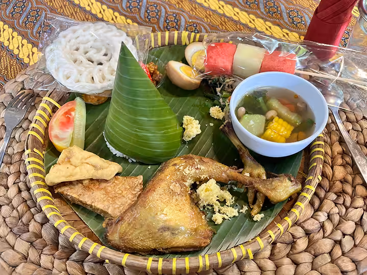 kuliner Omah Kecebong