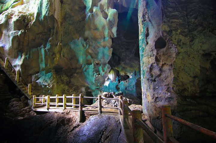 objek wisata ngalau indah kota payakumbuh