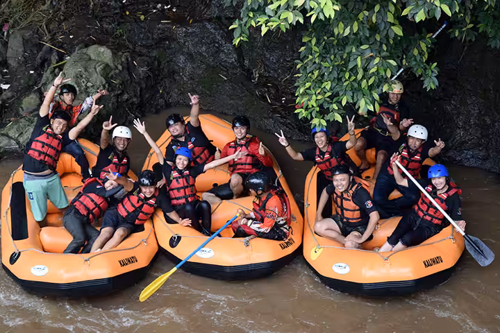 paket group kaliwatu rafting