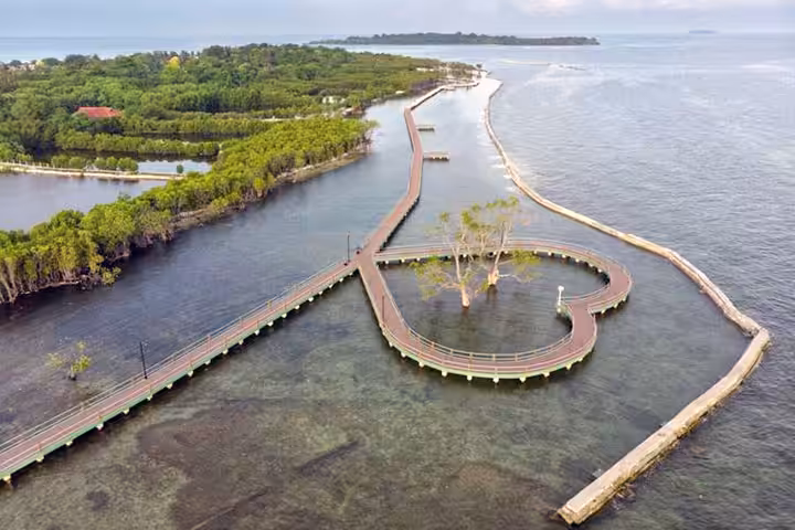penginapan pulau untung jawa