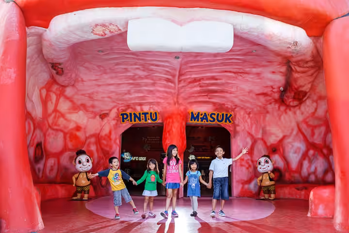 pintu masuk The Bagong Adventure Museum Tubuh