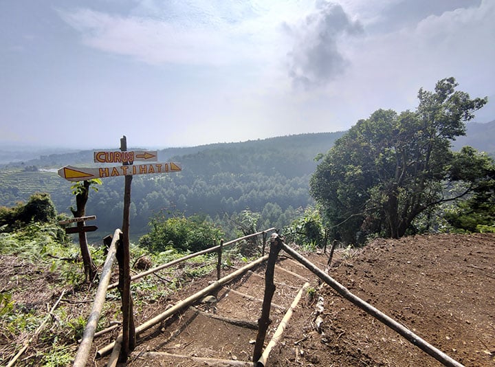 rute Curug Ciampea