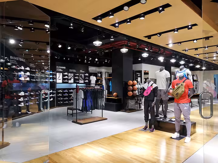 shopping di ciputra world surabaya mall