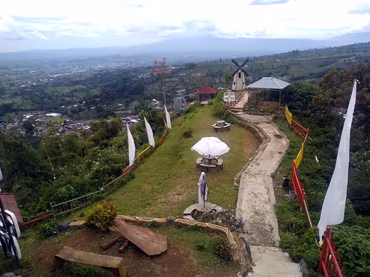 taman Bukit Botorono Temanggung